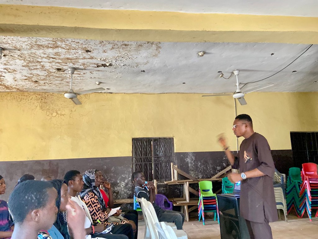 Chidi Confidence mentoring youth on navigating paths into the tech industry
